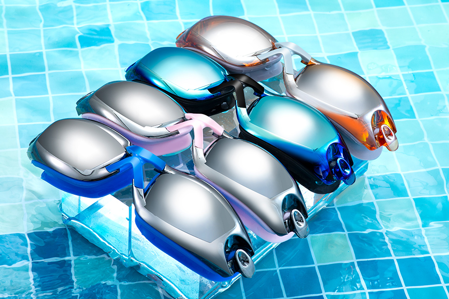 swimming goggles in different types