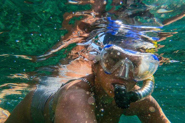 Are Full Face Snorkel Masks Better? When to Use?