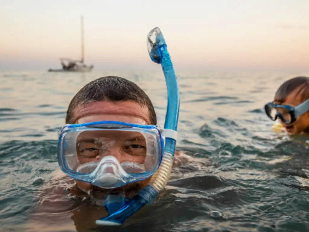 Clean Snorkel Gear 2